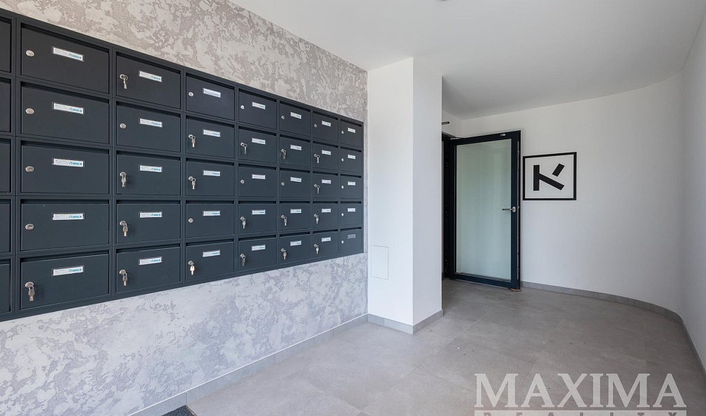 Prodej bytu 2+kk 60 m², Praha – náhled fotky 9
