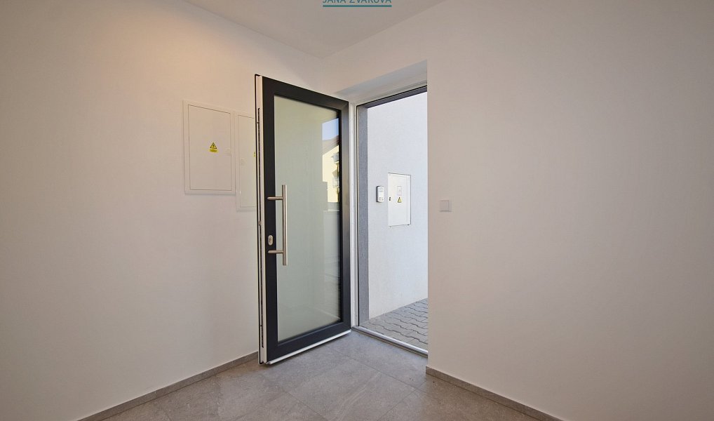 Prodej domu 147 m² s pozemkem 127 m², Liberec – náhled fotky 12