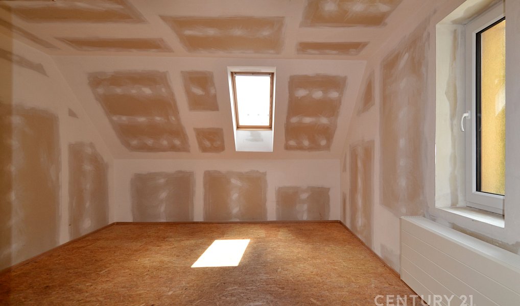 Prodej domu 215 m² s pozemkem 892 m², Hostivice – náhled fotky 20