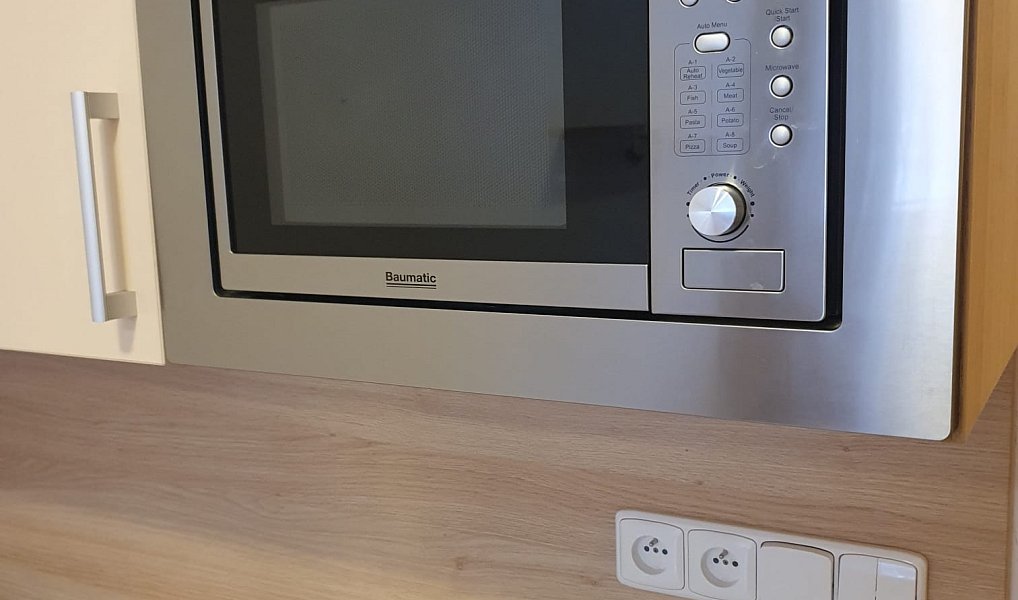 Pronájem bytu 1+kk 20 m², Všemina – náhled fotky 6