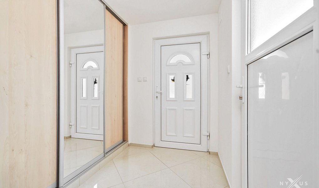 Pronájem domu 117 m² s pozemkem 306 m², Hostouň – náhled fotky 22