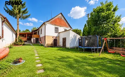 Prodej domu 98 m² s pozemkem 360 m², Všetaty, okres Rakovník