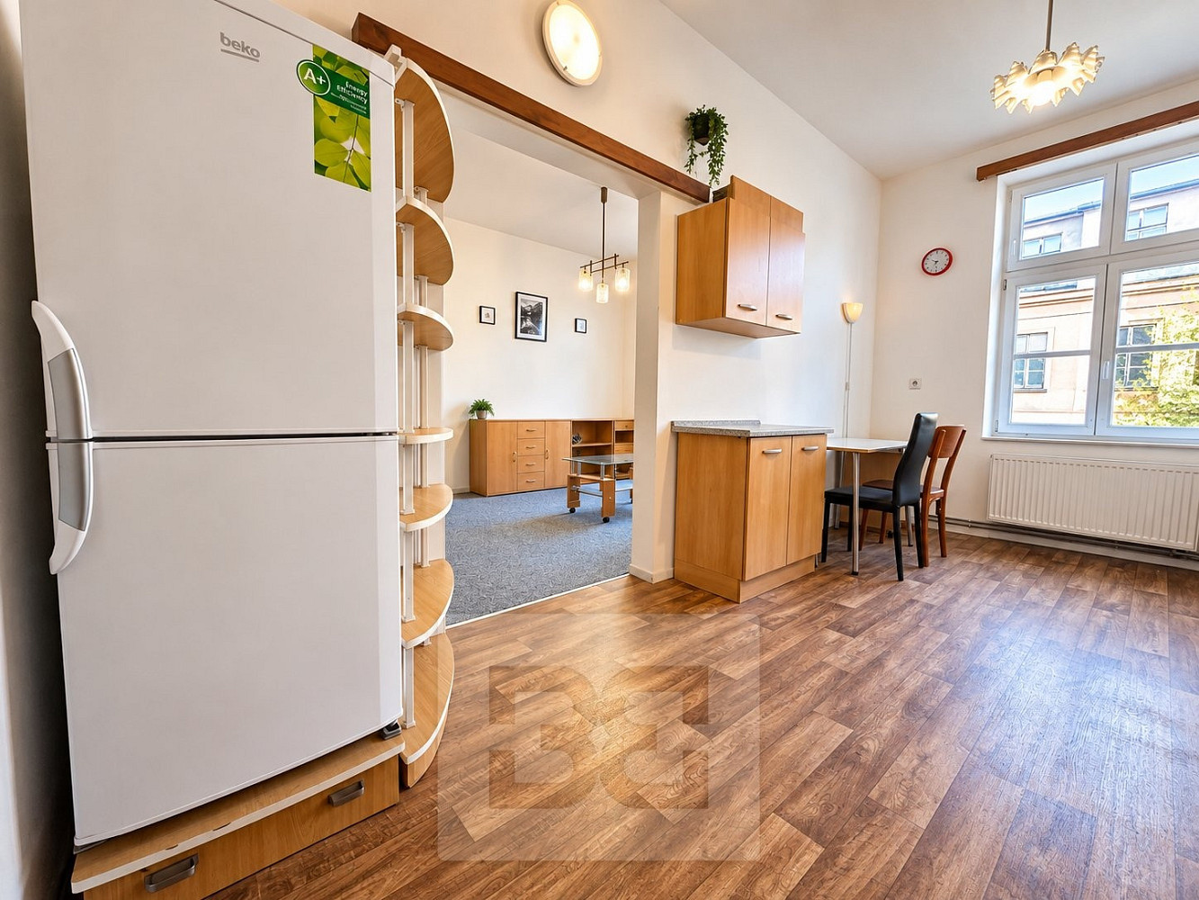 Pronájem bytu 1+1 38 m² – fotografie 2
