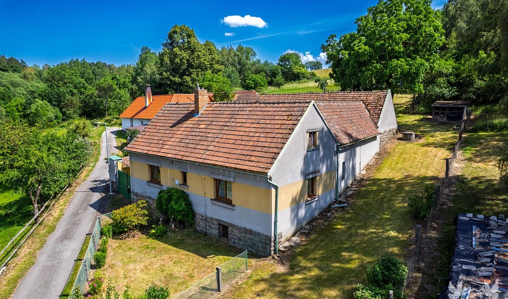 Prodej domu 95 m² s pozemkem 1 544 m², Čestice – náhled fotky 6