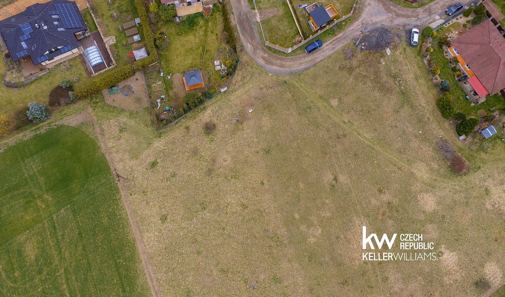 Prodej stavebního pozemku 660 m², Malá Hraštice – náhled fotky 9