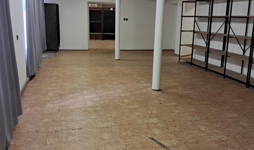Pronájem skladovacích prostor 300 m², Kladno – náhled fotky 2