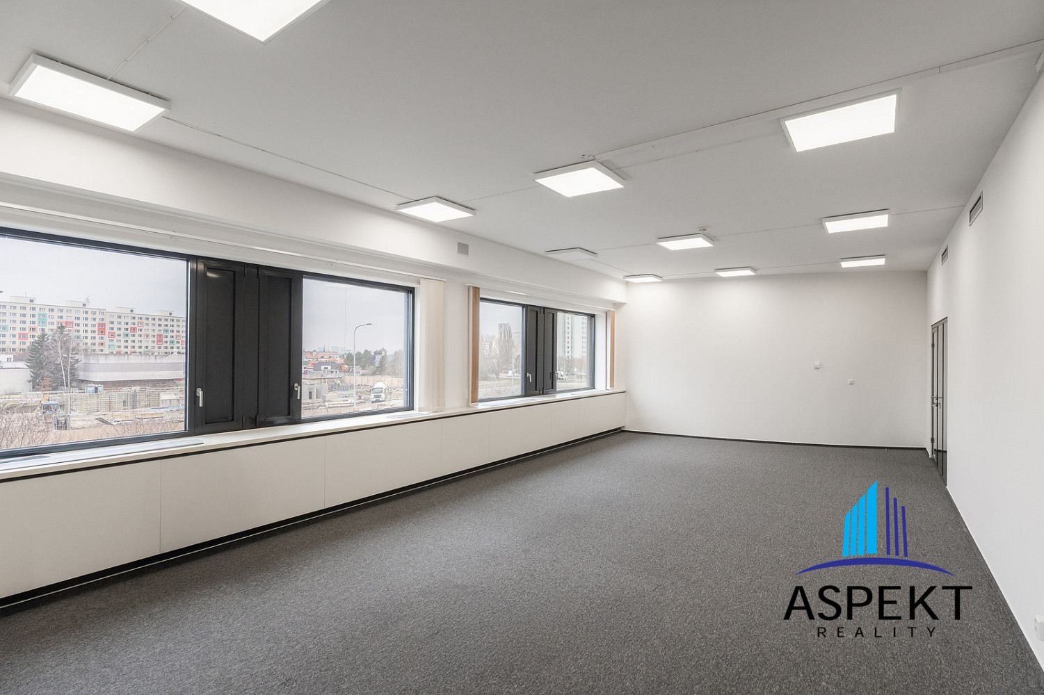 Pronájem kanceláře 115 m² – fotografie 5