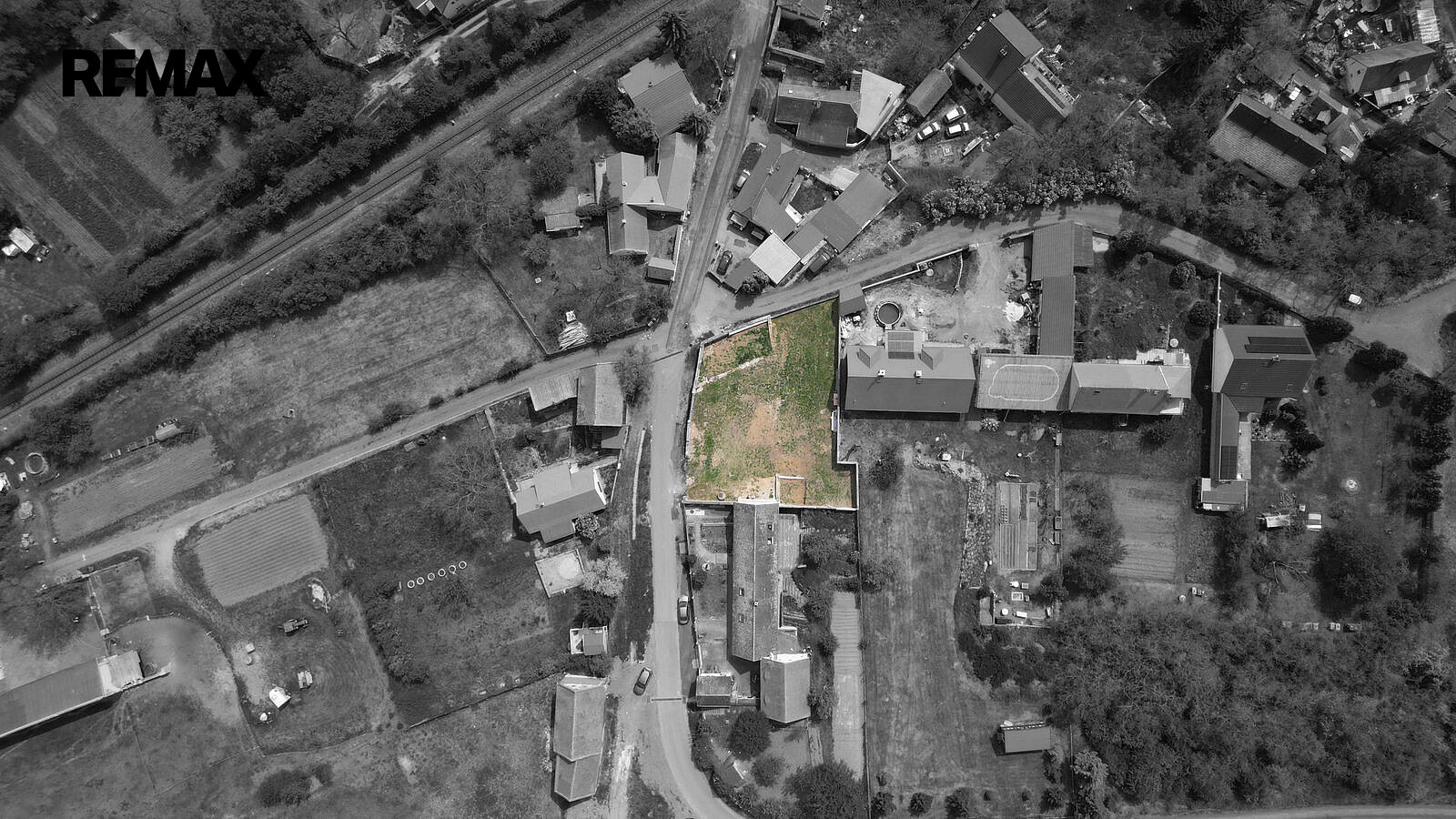Prodej stavebního pozemku 820 m² – fotografie 3