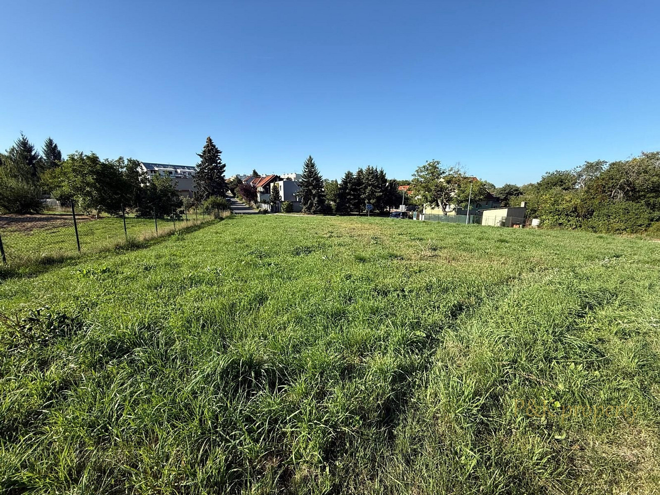 Prodej stavebního pozemku 1 161 m²