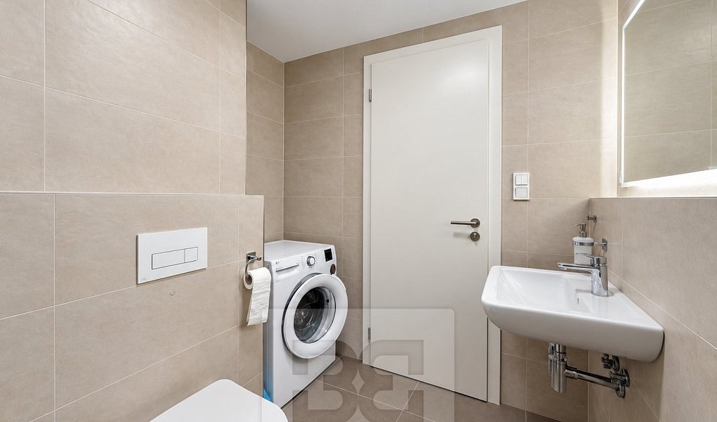 Pronájem bytu 1+kk 31 m², Praha – náhled fotky 8
