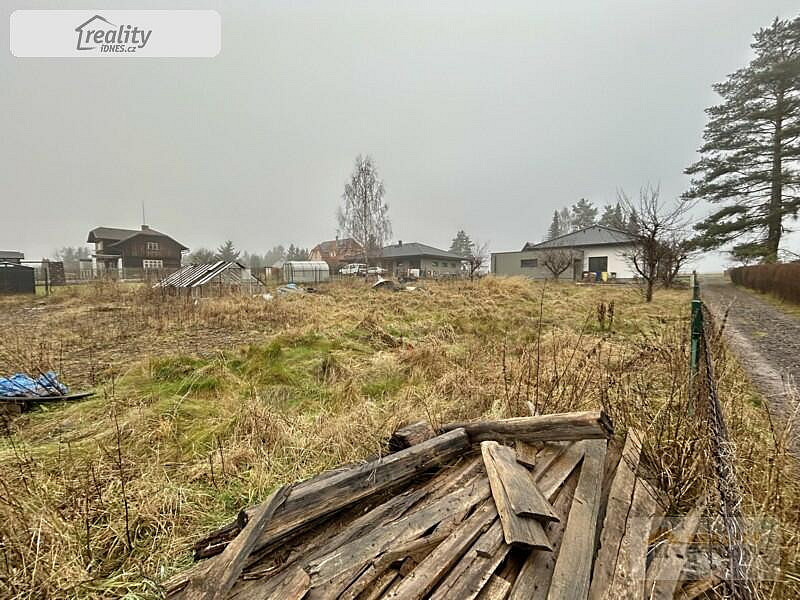 Prodej stavebního pozemku 848 m² – pohled 5