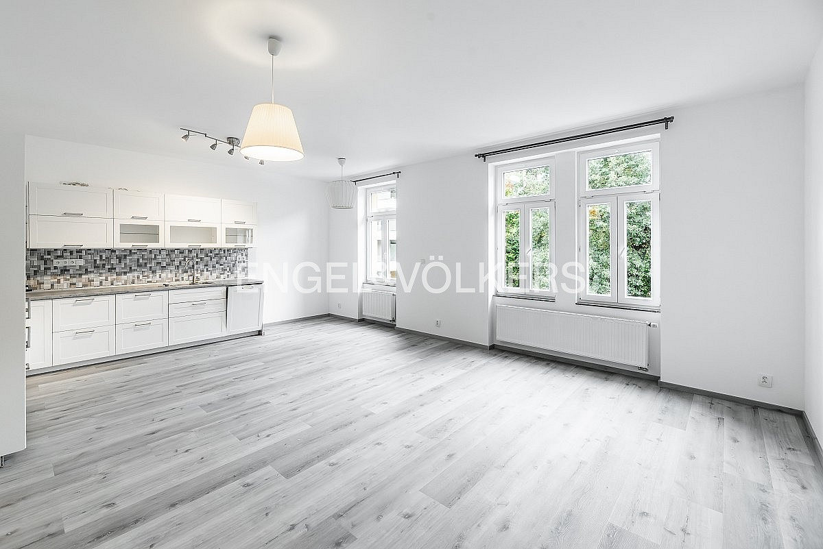 Pronájem bytu 2+kk 63 m²