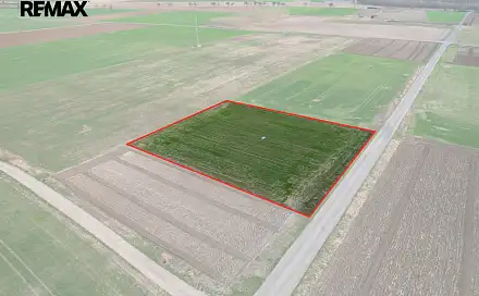 Prodej pole 3 665 m², Terezín, okres Litoměřice