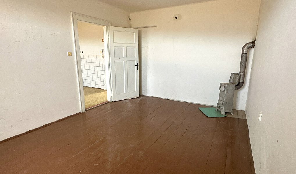 Prodej bytu 1+1 46 m², Planá – náhled fotky 19