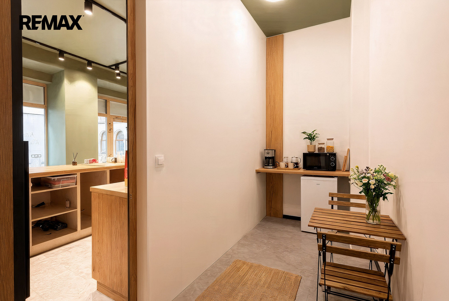 Pronájem obchodních prostor 60 m² – další