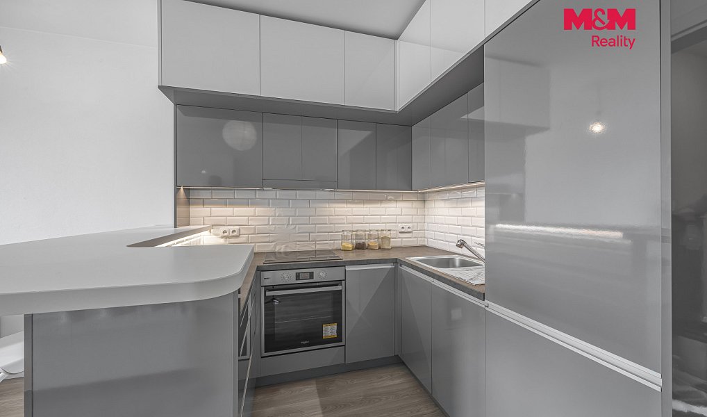 Prodej bytu 1+kk 33 m², Praha – náhled fotky 5