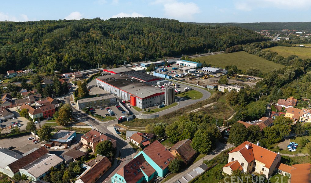 Prodej domu 1 500 m² s pozemkem 718 m², Rosice – náhled fotky 21
