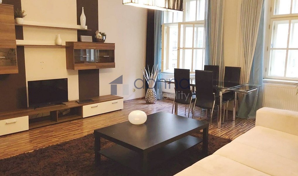 Pronájem bytu 4+kk 140 m², Praha – náhled fotky 9