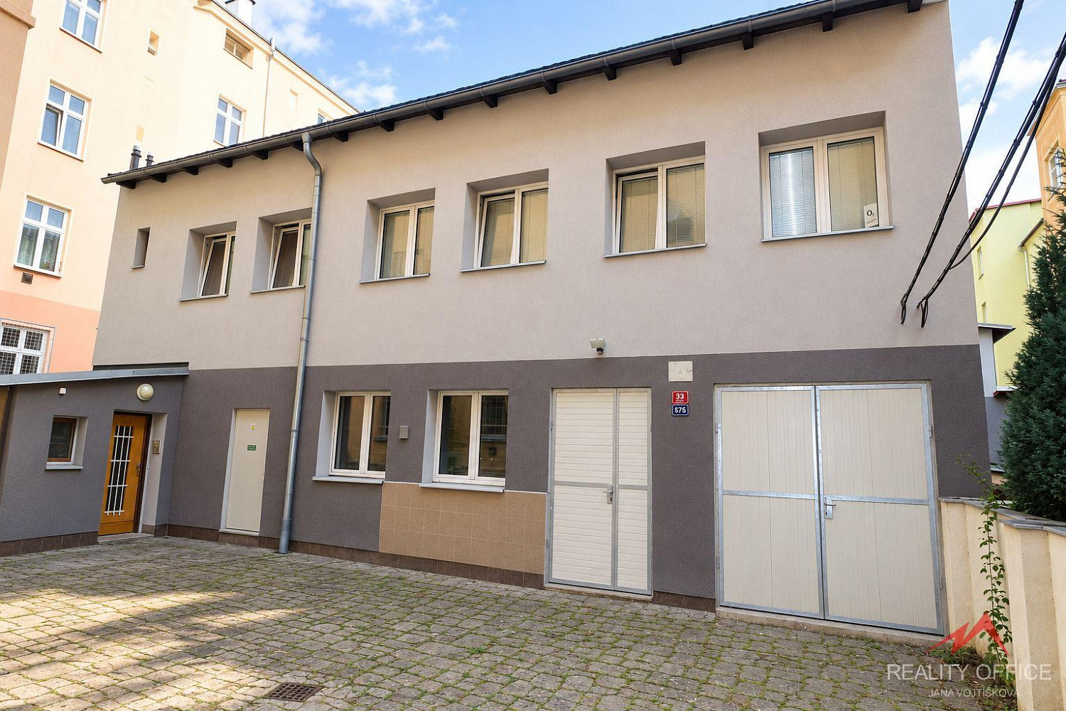 Pronájem bytu 3+kk 100 m²