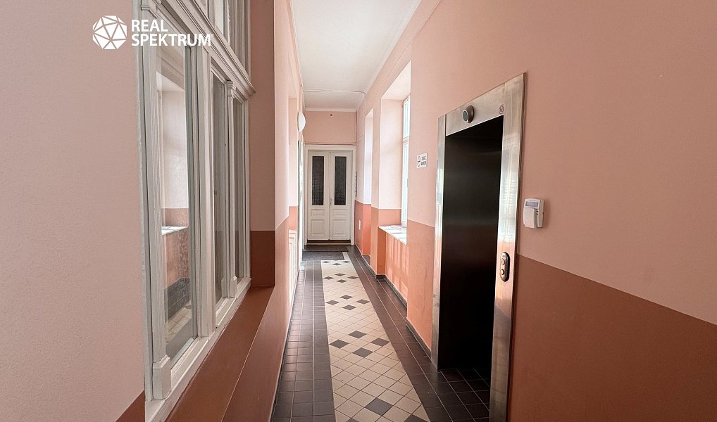 Prodej nájemního domu, činžáku 1 790 m², Hodonín – náhled fotky 10