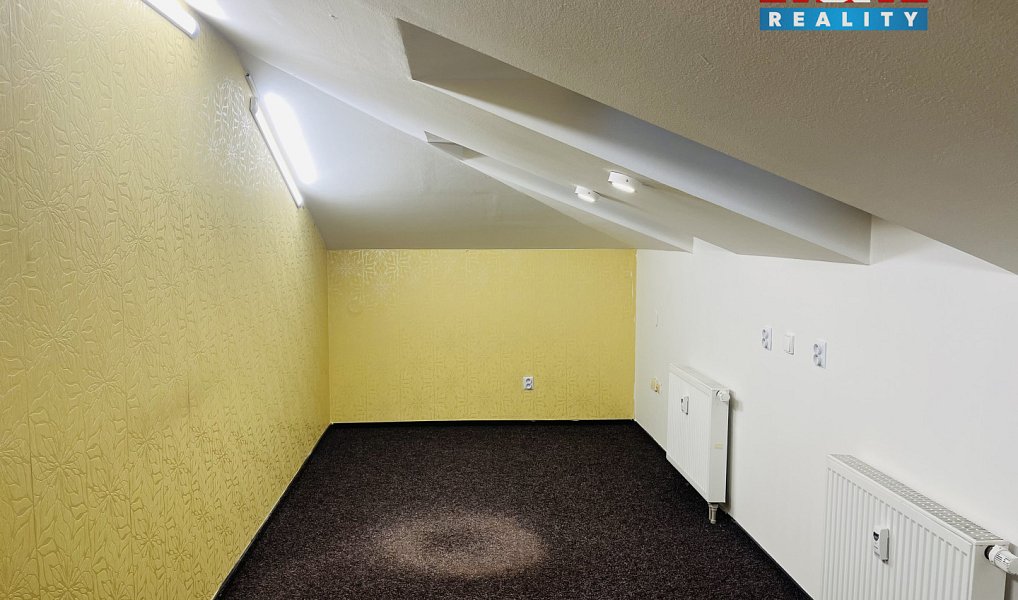 Pronájem kanceláře 16 m², Český Těšín – náhled fotky 2