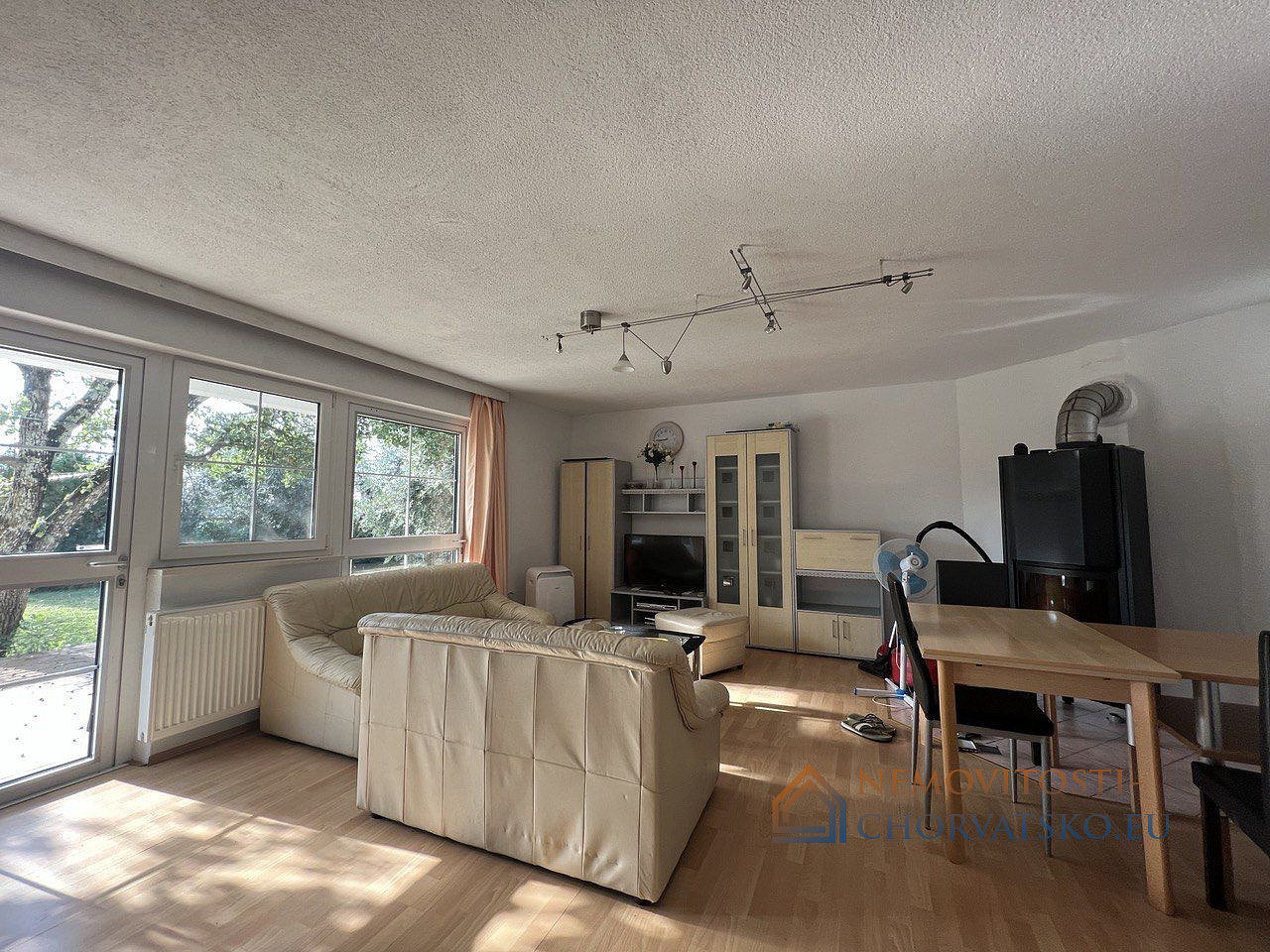 Prodej domu 168 m² s pozemkem 600 m² – pohled 6