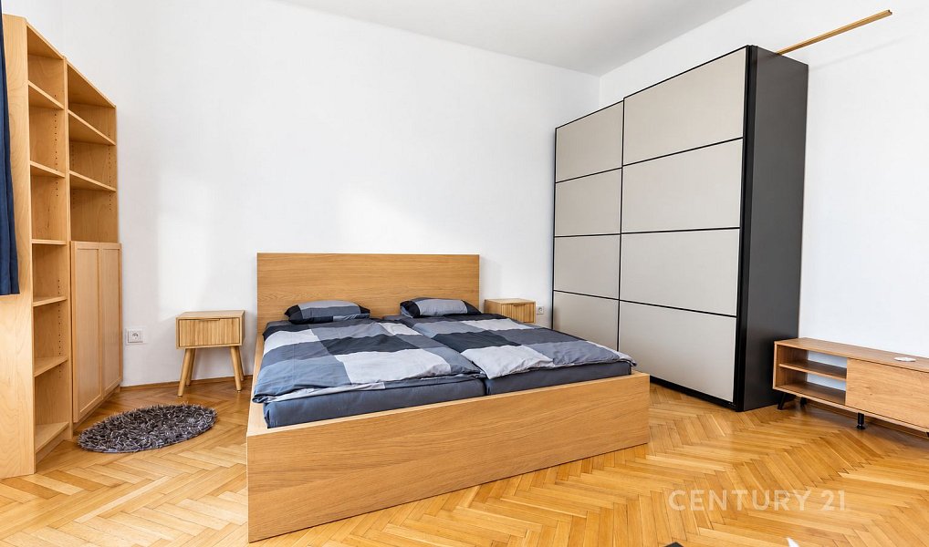 Pronájem bytu 2+kk 52 m², Praha – náhled fotky 2