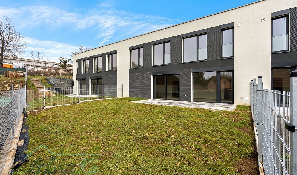 Prodej domu 142 m² s pozemkem 360 m², Úvaly – náhled fotky 17