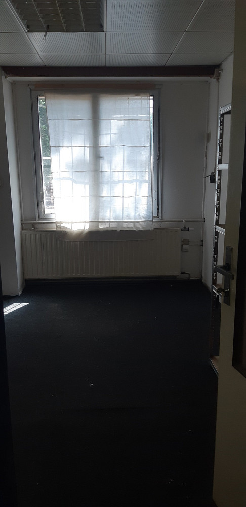 Pronájem kanceláře 10 m² – fotografie 2