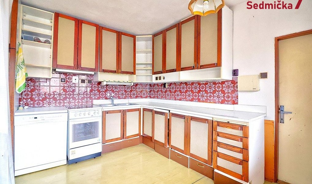 Prodej domu 318 m² s pozemkem 1 300 m², Věcov – náhled fotky 23