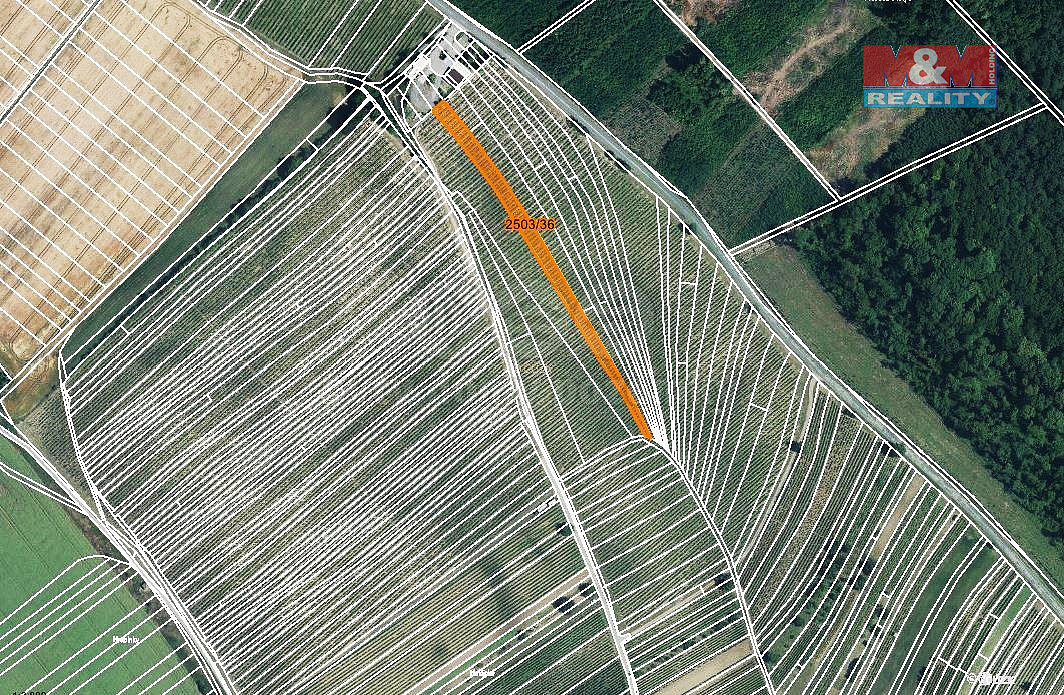 Prodej pole 2 497 m²