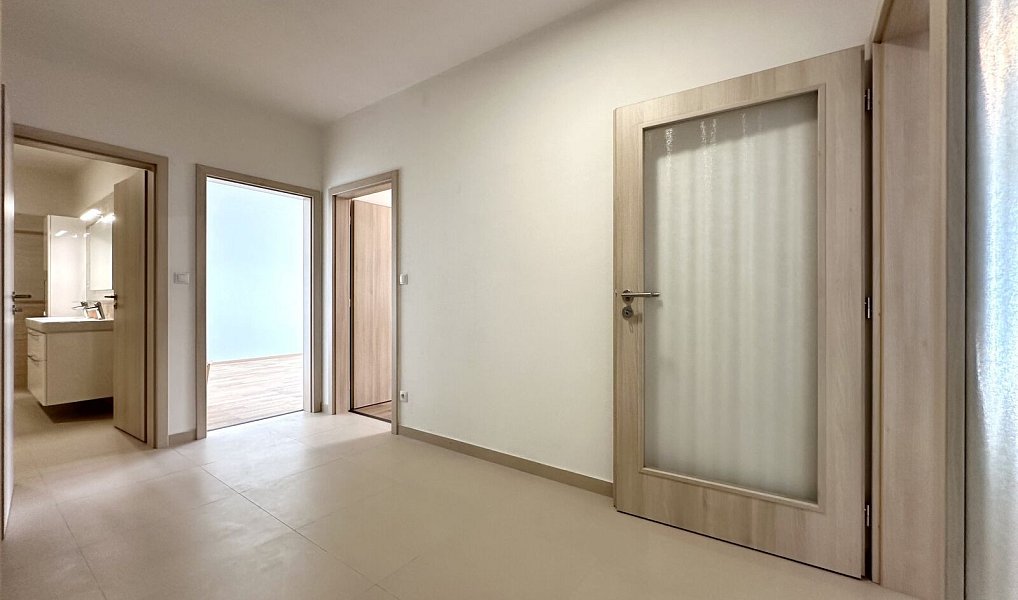 Pronájem bytu 3+kk 91 m², Olomouc – náhled fotky 11