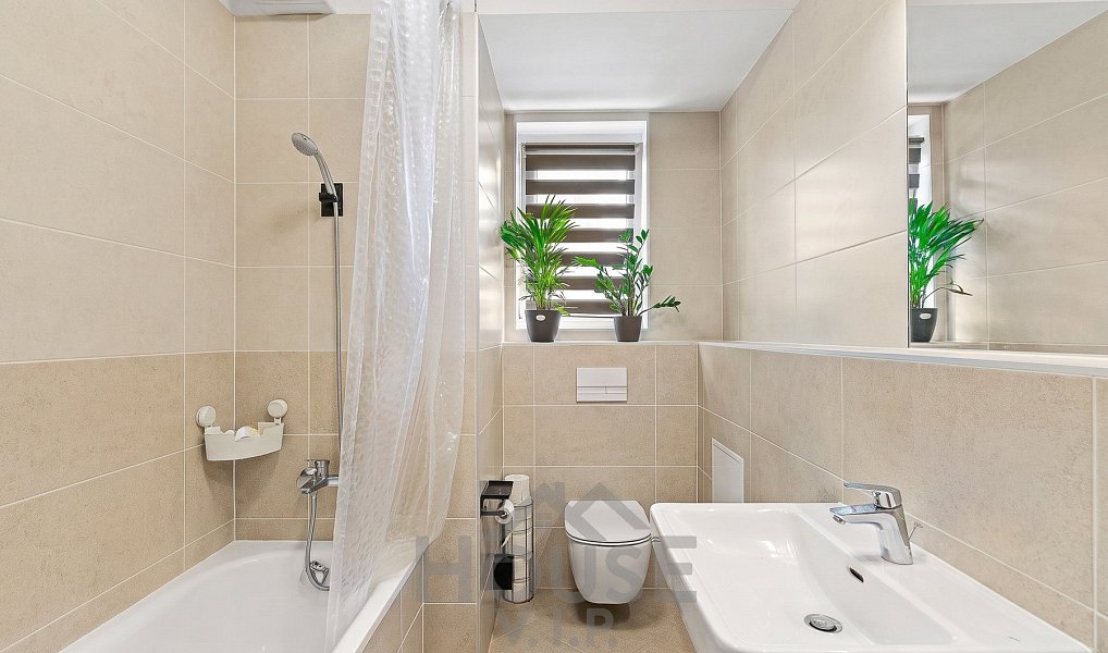 Prodej bytu 2+kk 60 m², Praha – náhled fotky 28