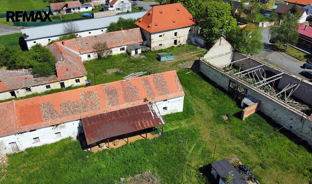 Prodej zemědělského objektu 2 500 m², Počedělice – náhled fotky 10