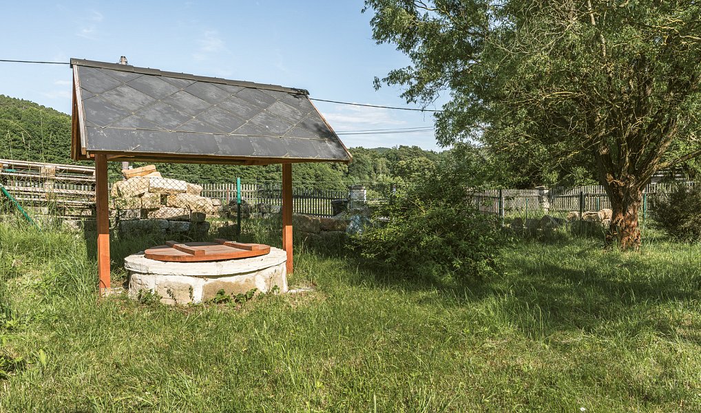 Prodej zemědělského objektu 132 m², Dubá – náhled fotky 15
