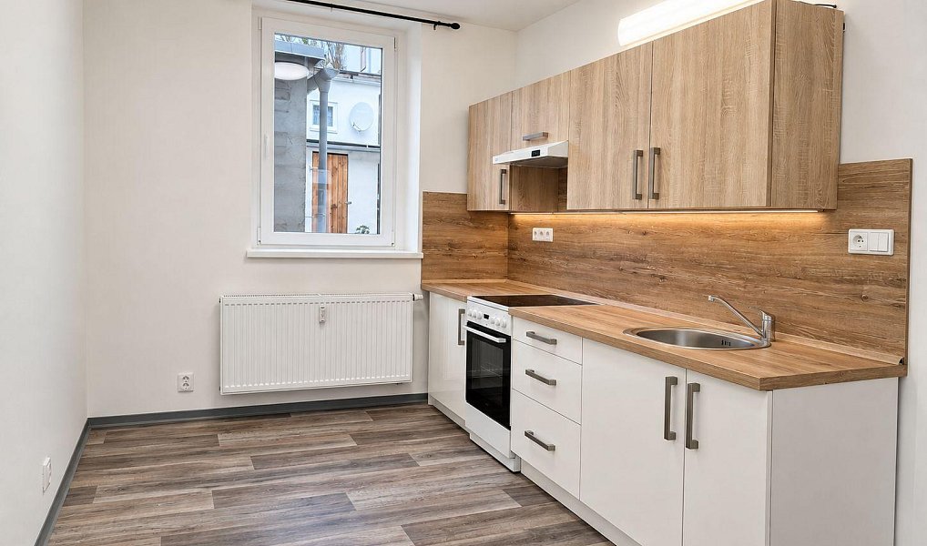 Pronájem bytu 1+1, 45 m², Teplice, Hrob