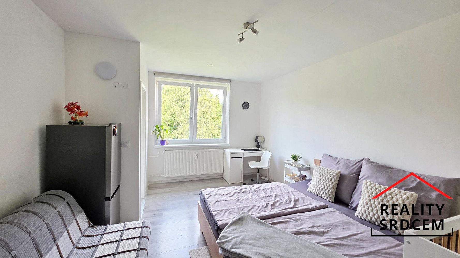 Pronájem bytu 1+1 36 m² – fotografie 3