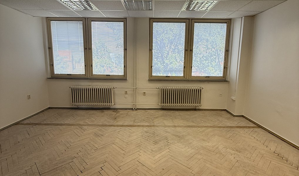 Pronájem kanceláře 20 m², Opava – náhled fotky 8