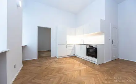 Pronájem bytu 2+kk 43 m²