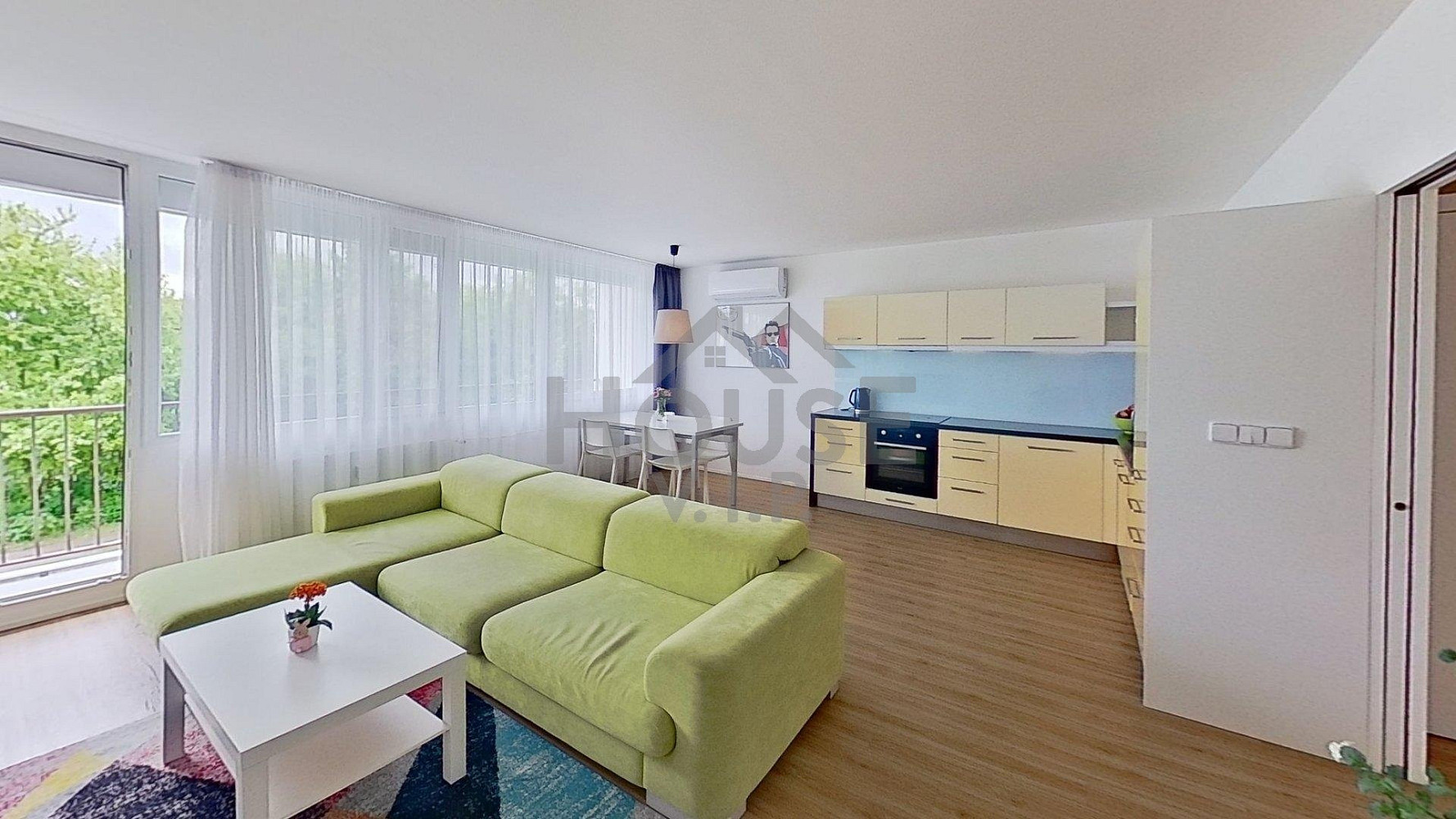 Prodej bytu 4+kk 92 m²