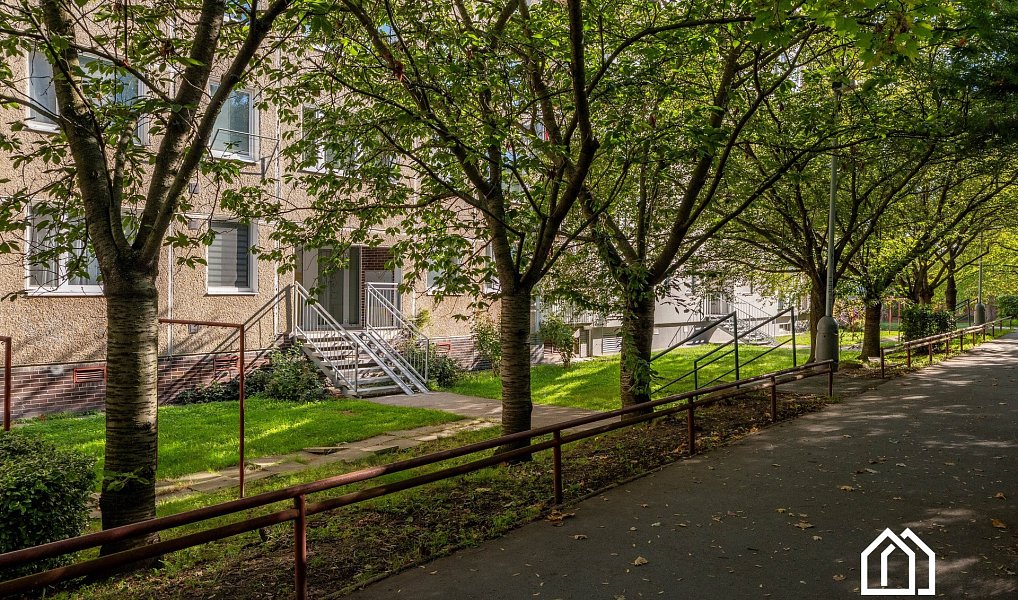 Prodej bytu 2+1 44 m², Praha – náhled fotky 23