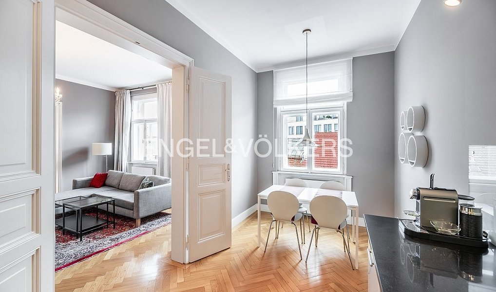 Pronájem bytu 3+1 120 m², Praha – náhled fotky 4
