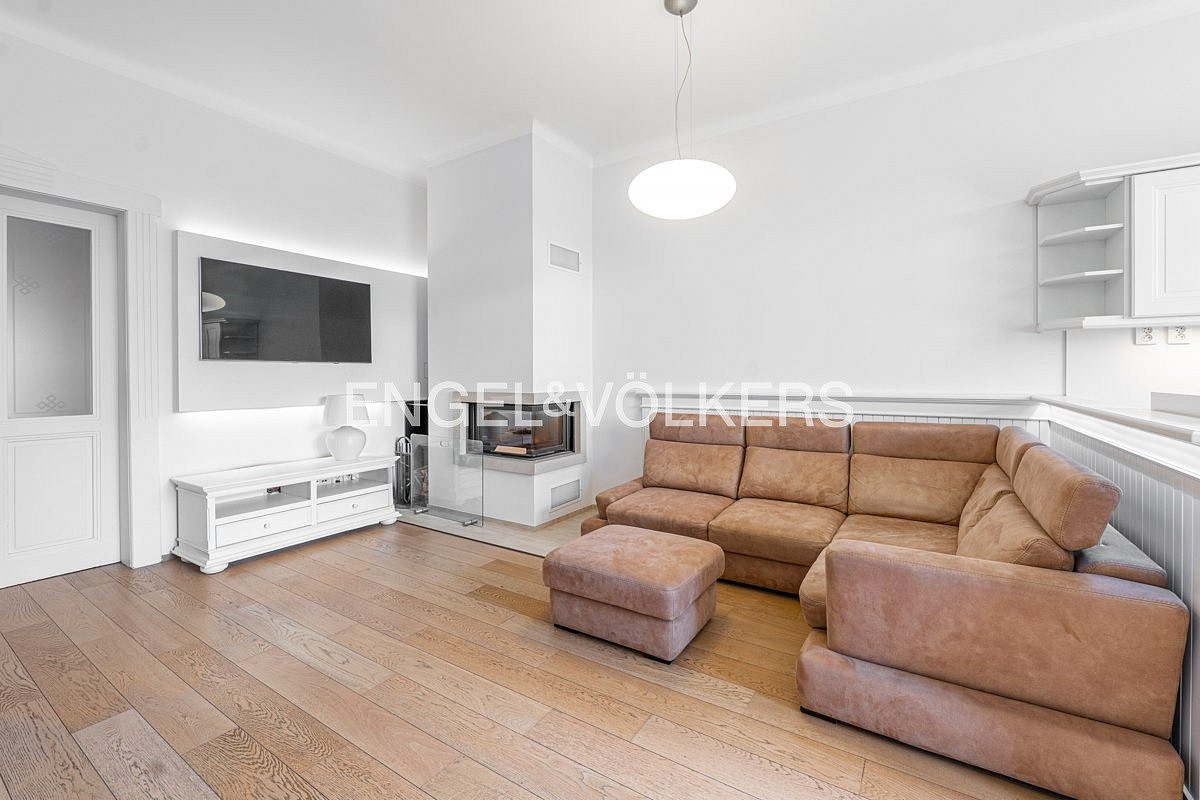 Pronájem bytu 4+kk 115 m² — photo 4