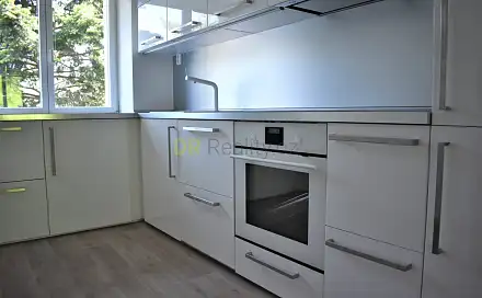 Pronájem bytu 2+kk 60 m²