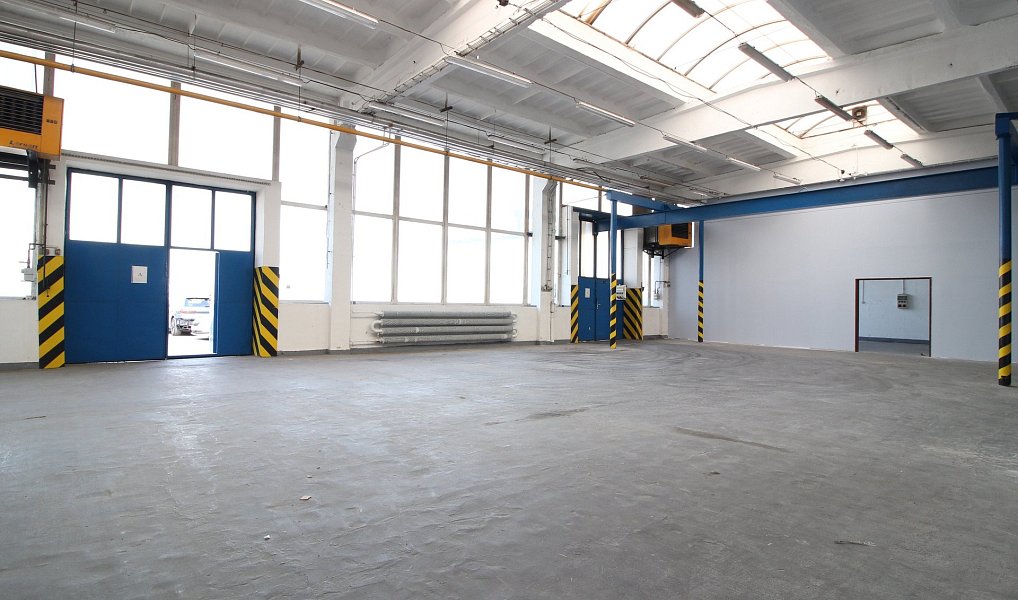 Pronájem skladovacích prostor 724 m², Brno – fotka 1 z 14