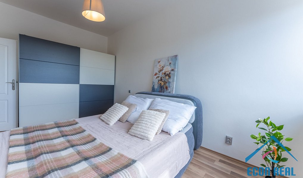 Prodej bytu 2+kk 53 m², Praha – náhled fotky 14