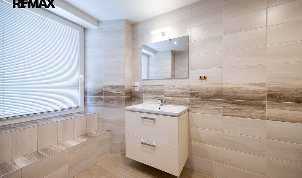 Prodej bytu 2+kk 58 m², Unhošť – náhled fotky 25