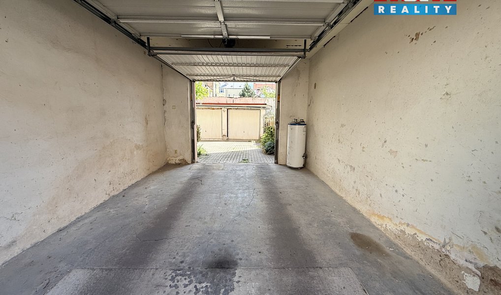 Pronájem parkovacího stání, 16 m2, Pardubice, ul. Teplého, Pardubice – náhled fotky 3