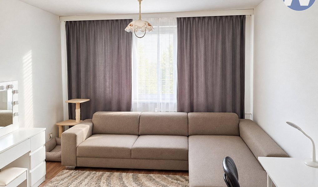 Pronájem bytu 2+1 60 m², Strakonice – fotka 1 z 15