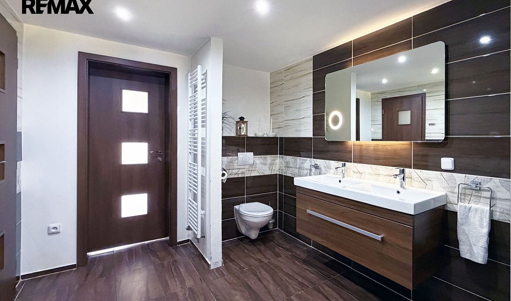 Prodej domu 197 m² s pozemkem 3 575 m², Nejdek – náhled fotky 12